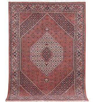 A Bidjar rug, ca. 245 x 168 cm.