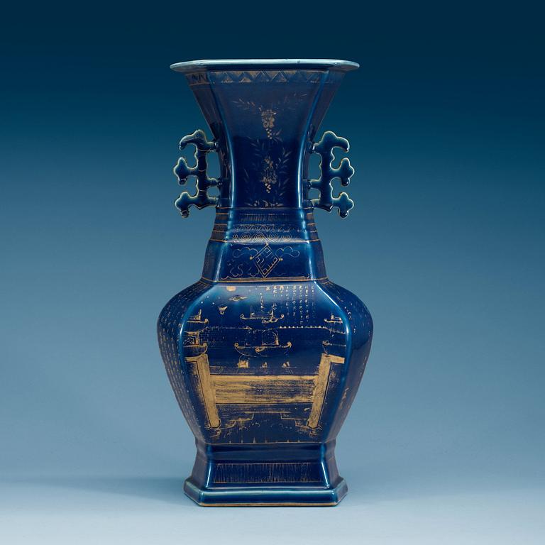 A powder blue vase, Qing dynasty, 18th Century.