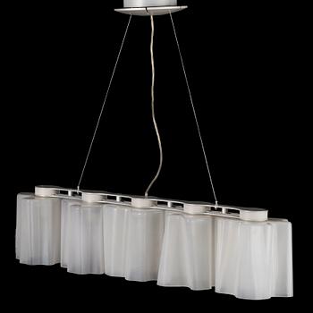 An Italian Artemide 5-light 'Logico Micro' suspension lamp designed by Michele De Lucchi och Gerhardt Reichert.