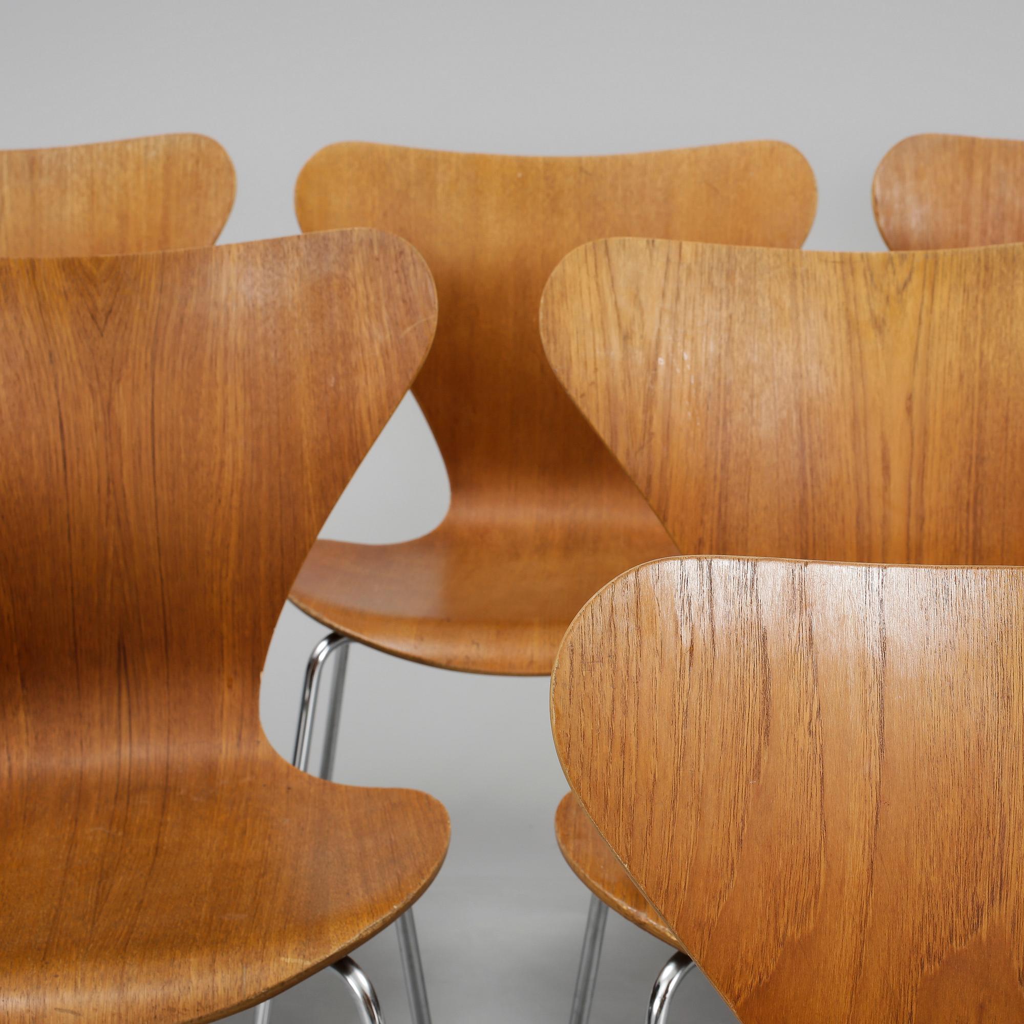 STOLAR, 8 st, "Sjuan", Arne Jacobsen, Fritz Hansen, 1960-70-tal.