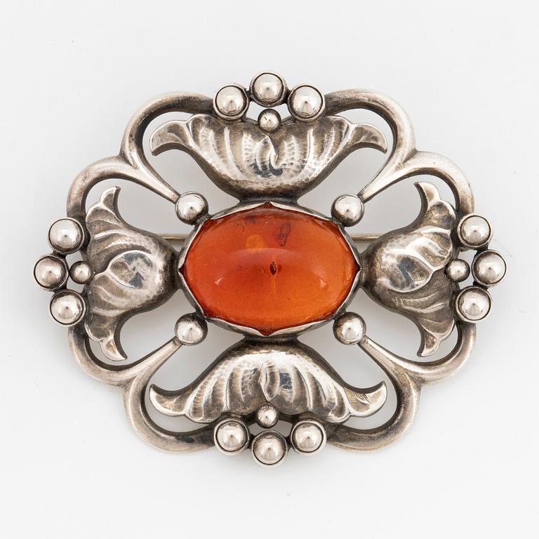 Georg Jensen brosch 173 silver med bärnsten.