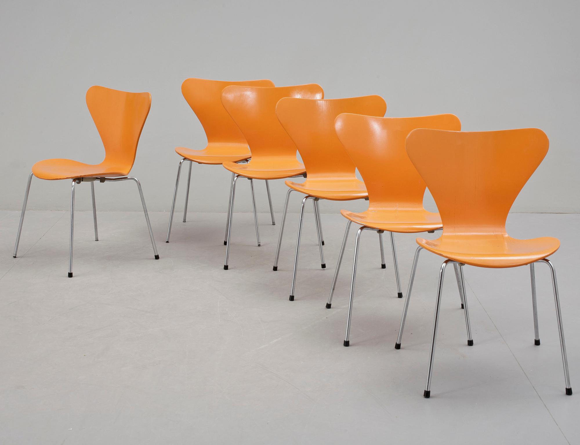 STOLAR, 6 st, "Sjuan", Arne Jacobsen för Fritz Hansen, formgiven 1955.