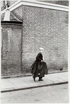 HENRI CARTIER-BRESSON, gelatin silver print stamped by the photographer and by Magnum Photos Incorporated on verso.