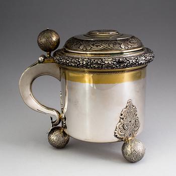 Guldsmeds Aktiebolaget GAB, dryckeskanna, silver, Stockholm 1911, barock-stil.