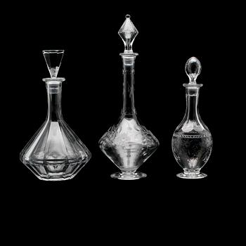 KARAFFER, 3 st, glas, bl a Boda, 1900-talets mitt.