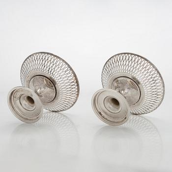 Serveringskålar med gallerkant, ett par, sterlingsilver, Birmingham, England 1911.
