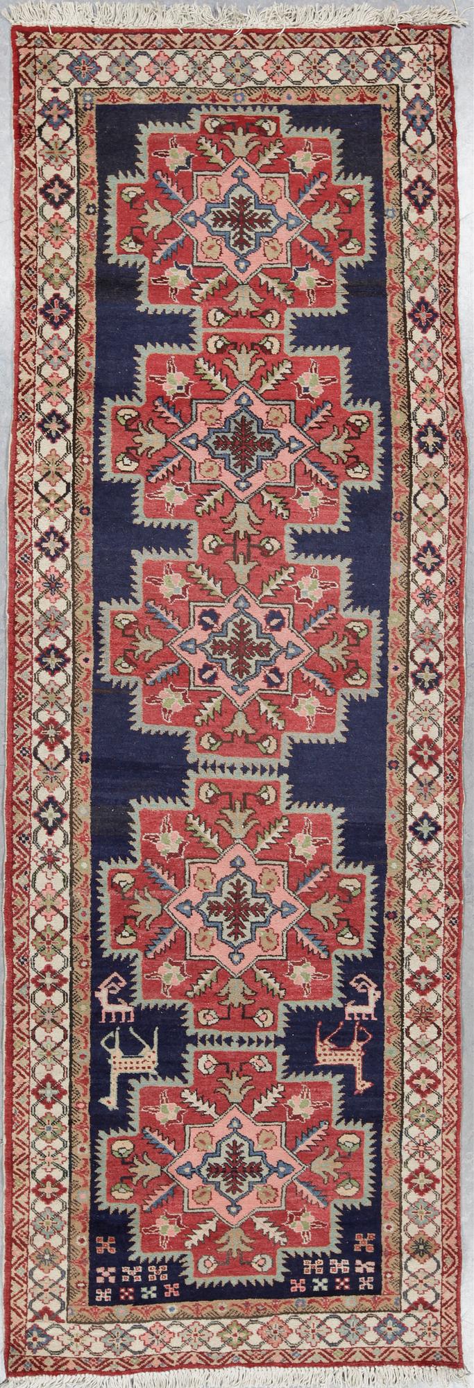 GALLERIMATTA, old Meskine. Ca 316 x 108 cm.