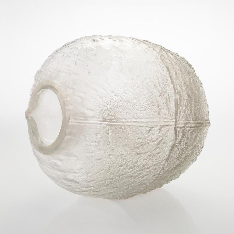 Timo Sarpaneva, vase, from the Finlandia series for Iittala, unsigned.