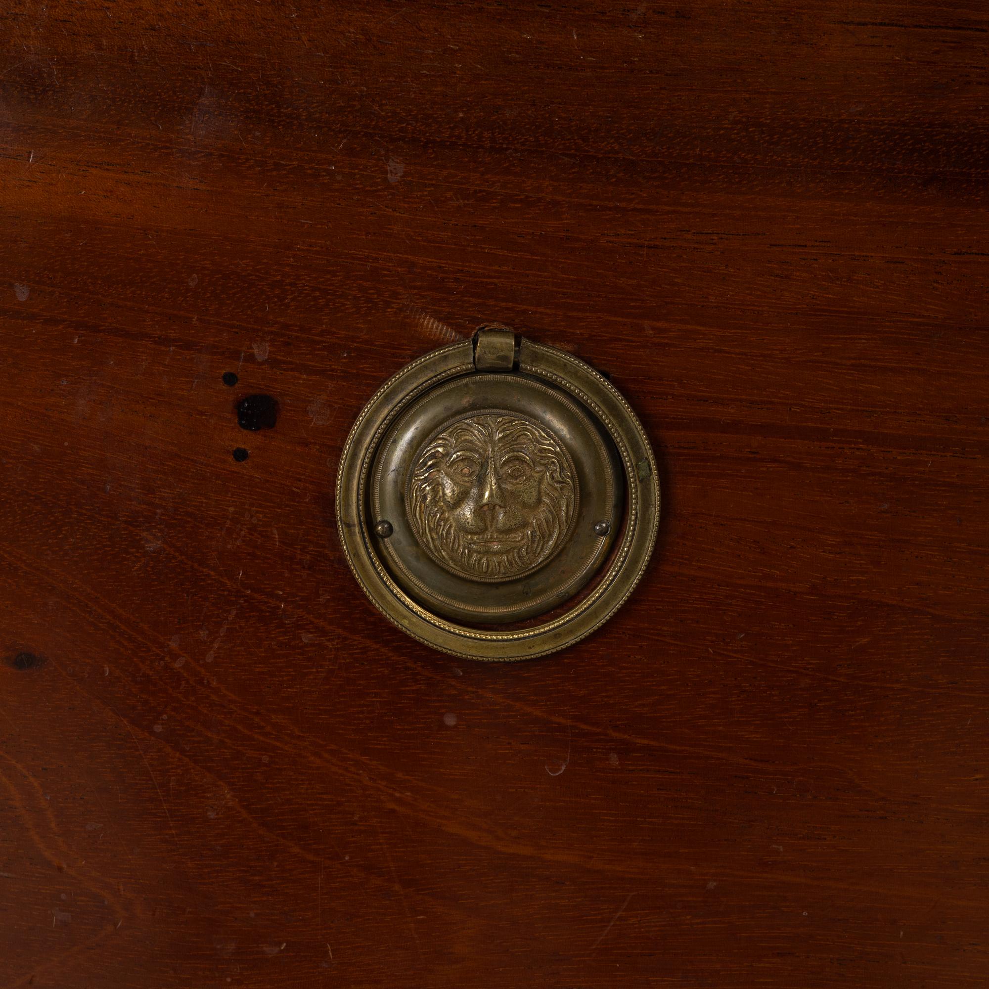 Chest of drawers, Gustavian style, circa 1900.