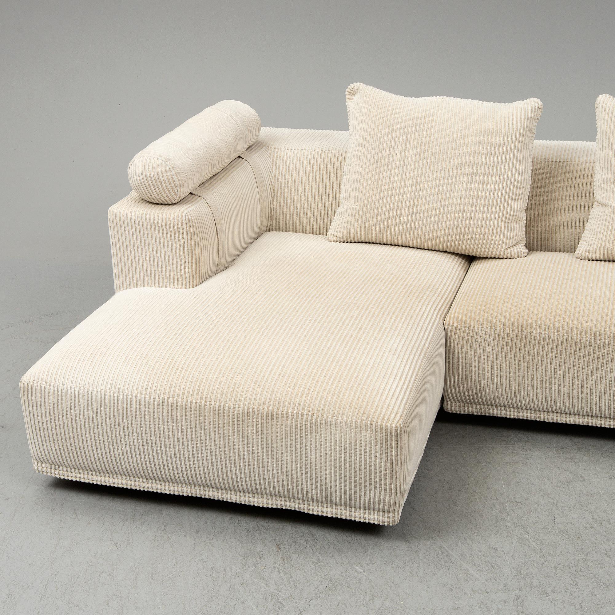 An Eilersen sofa, model Baseline.