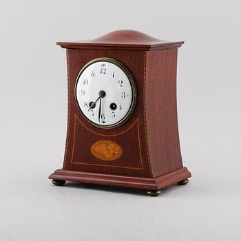 BORDSPENDYL, regencystil, England, 1900-talets första hälft.