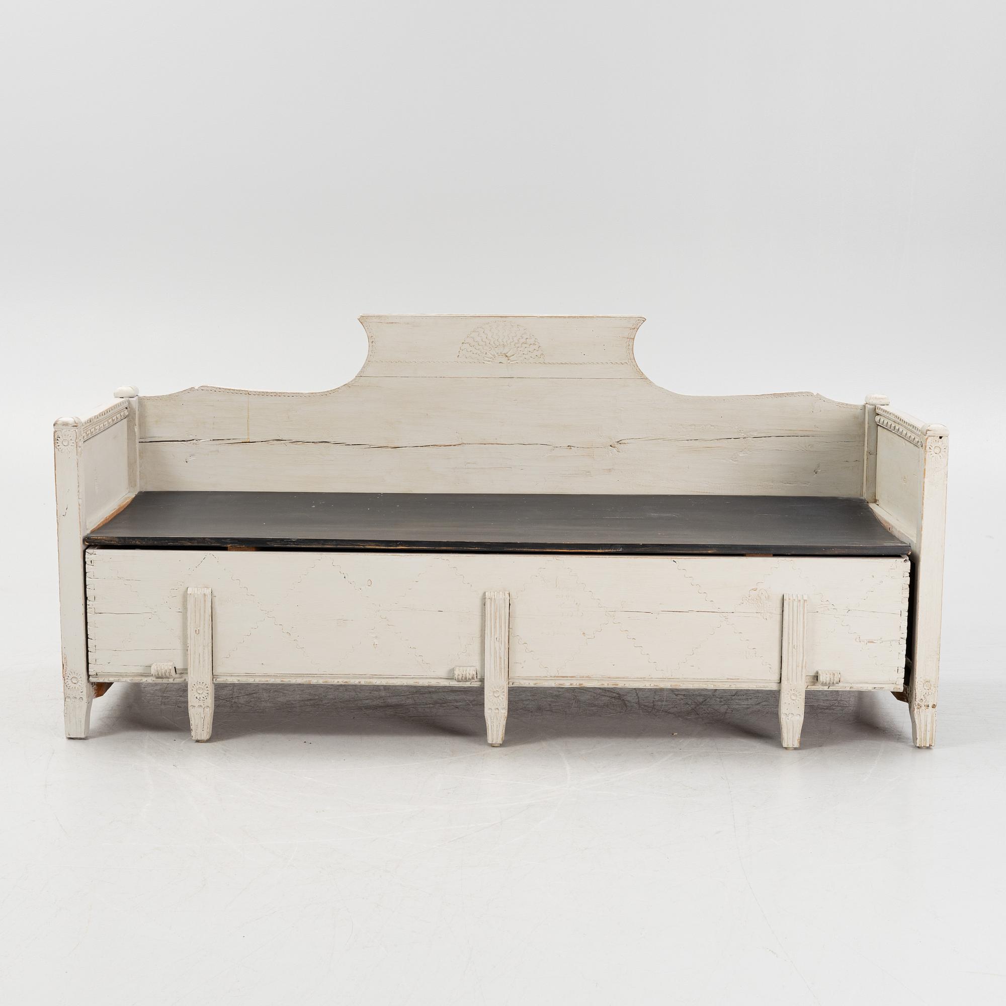 A painted provincial sofa, 19th century.