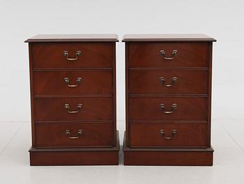 BYRÅER, 1 par, England, 1900-talets andra hälft.