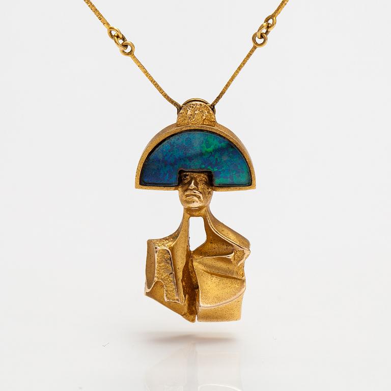 Björn Weckström,  "Balak", a 14K gold necklace with an opal triplette. Lapponia 1977.