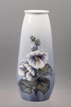 VAS, porslin, Kungl Dansk, 1900-tal.