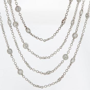 A diamond long chain with round brilliant-cut diamonds  with a total weight of ca 6.70 cts.