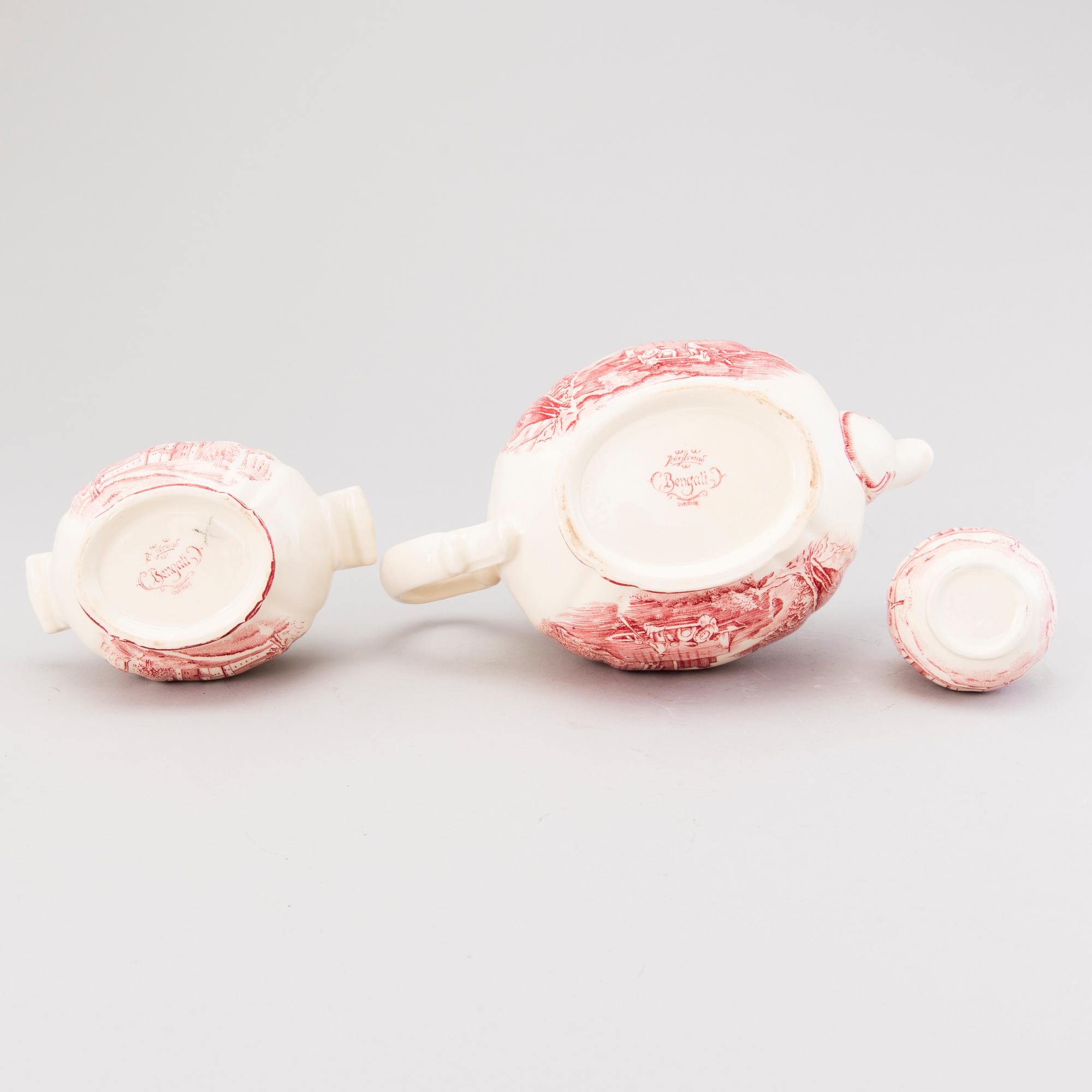 MATSERVIS, 157 delar, flintgods, "Bengali, röd", Rörstrand, 1940-tal.