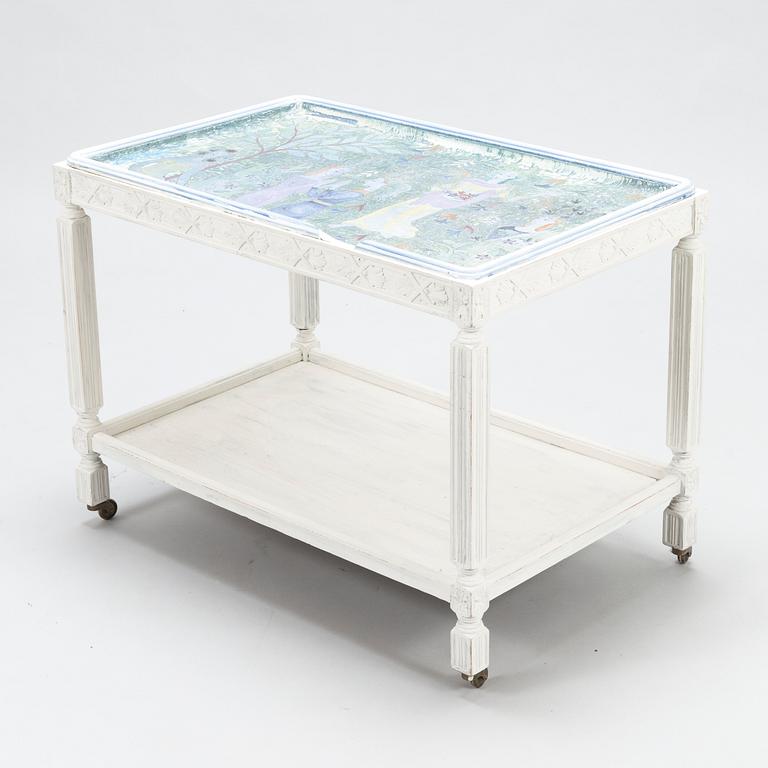 BIRGER KAIPIAINEN, A tray table/tea trolley signed Kaipiainen 1942, Arabia.