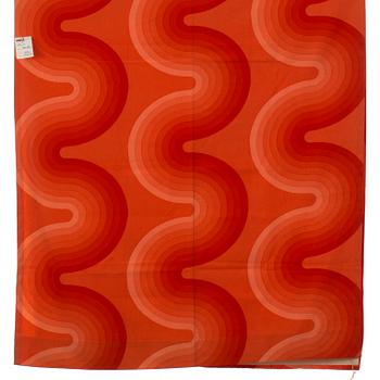 GARDINLÄNGDER, 3 st samt PROVBIT, bomullskretong, Verner Panton för Mira-X. 1970-tal.