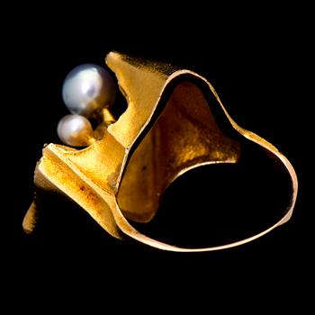 BJÖRN WECKSTRÖM, RING, "Fyra vindar", odlade pärlor, 14K guld. Lapponia 1974.