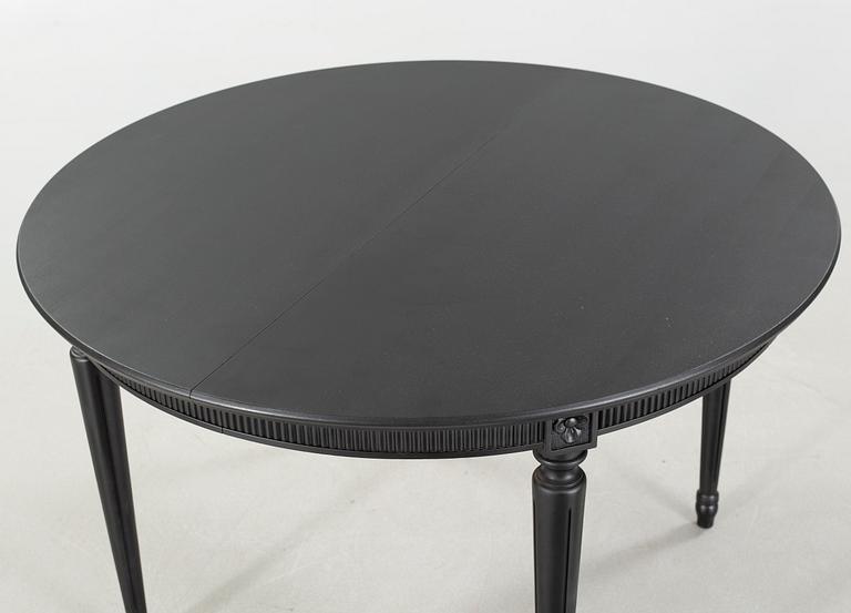 A gustavian style dining table, late 20th century.