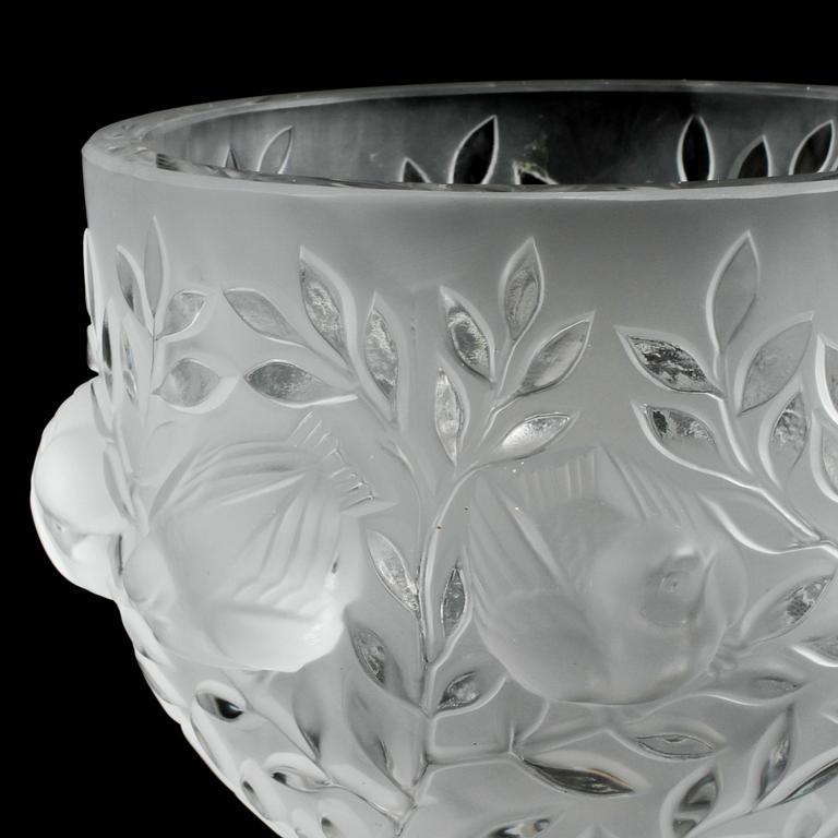 SKÅL PÅ FOT, glas, "Elizabeth", Lalique, Frankrike, 1900-talets andra hälft.