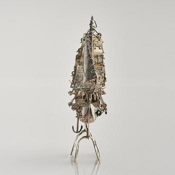 Two Chinese silver models of djunks, Shanghai, around 1900.