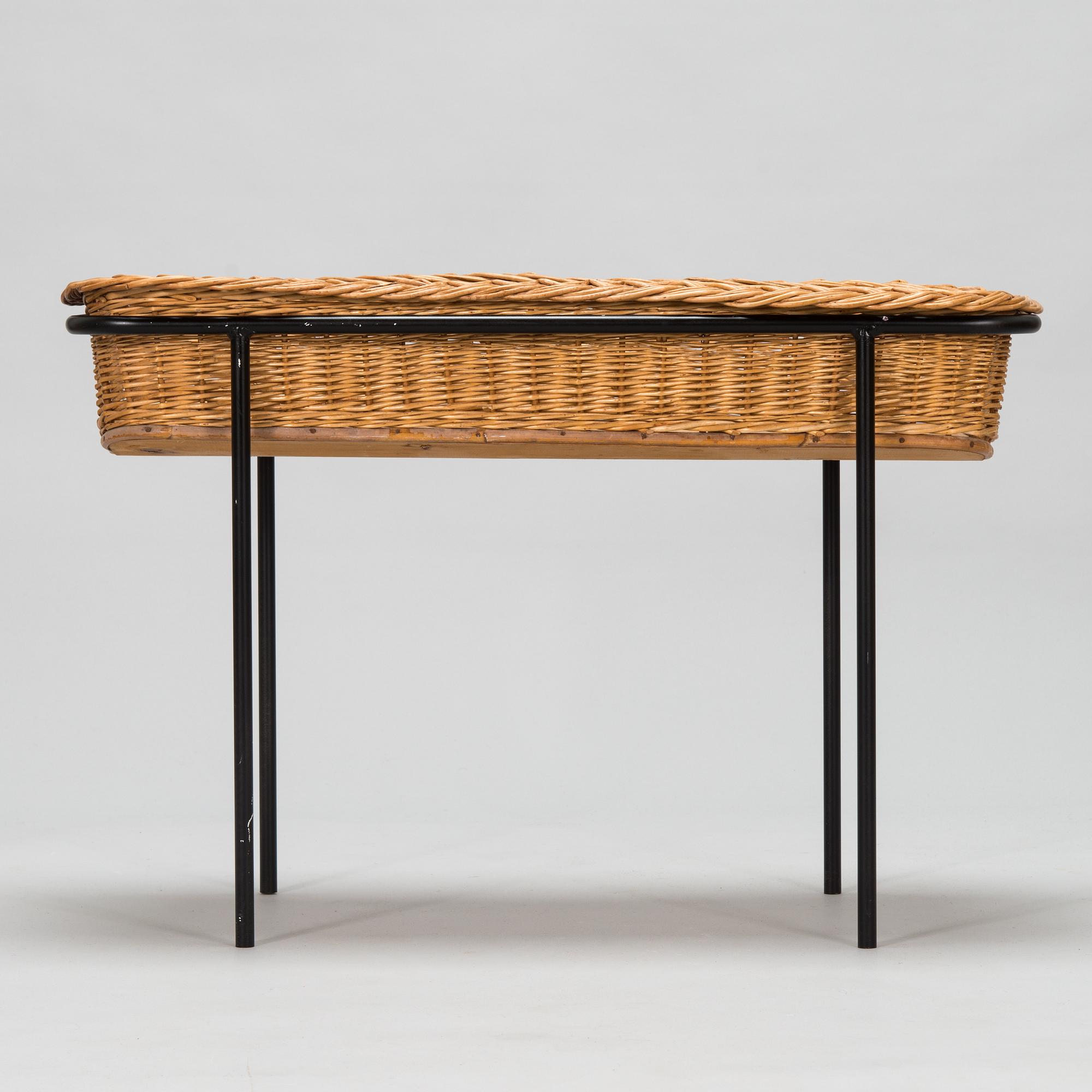 A 1950s/60s rattan flower stand.