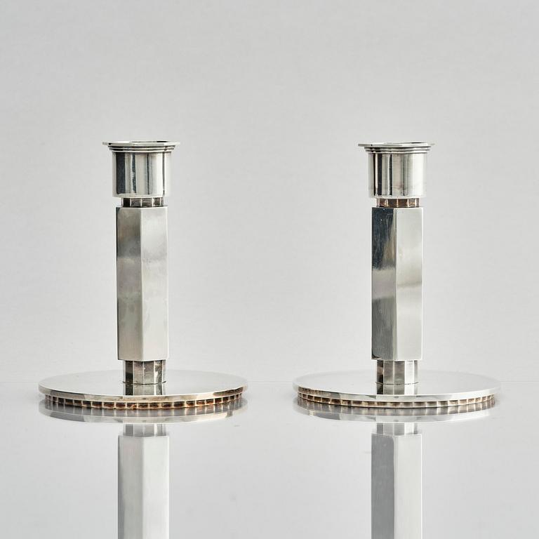 Wiwen Nilsson, ljusstakar, ett par, sterling silver, Lund 1946.