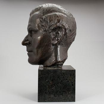 AXEL WALLENBERG, skulptur, brons. Gjutarstämpel Herman Bergman.