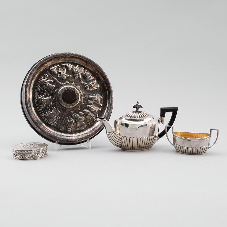 SILVERFÖREMÅL, 4 delar, 1900-tal. Vikt ca 263 g.
