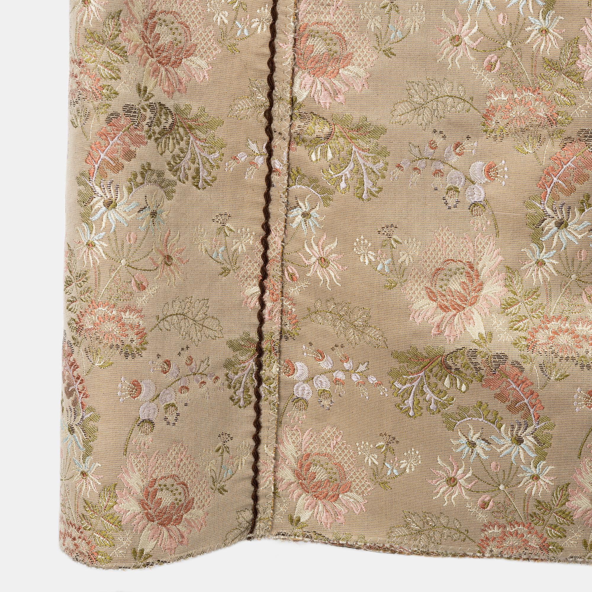 Prada, klänning samt kappa, storlek 36.