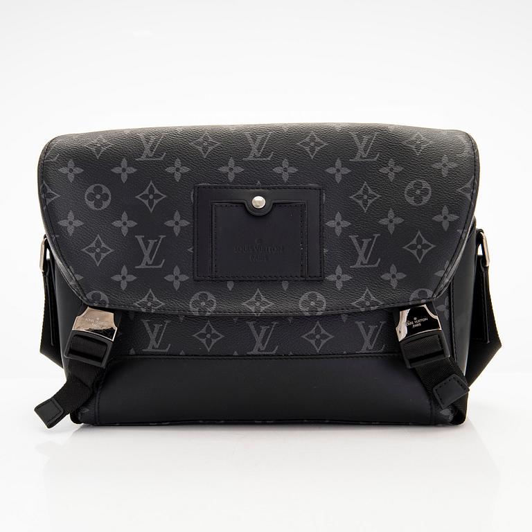 Louis Vuitton, väska, "Messenger Voyager PM".