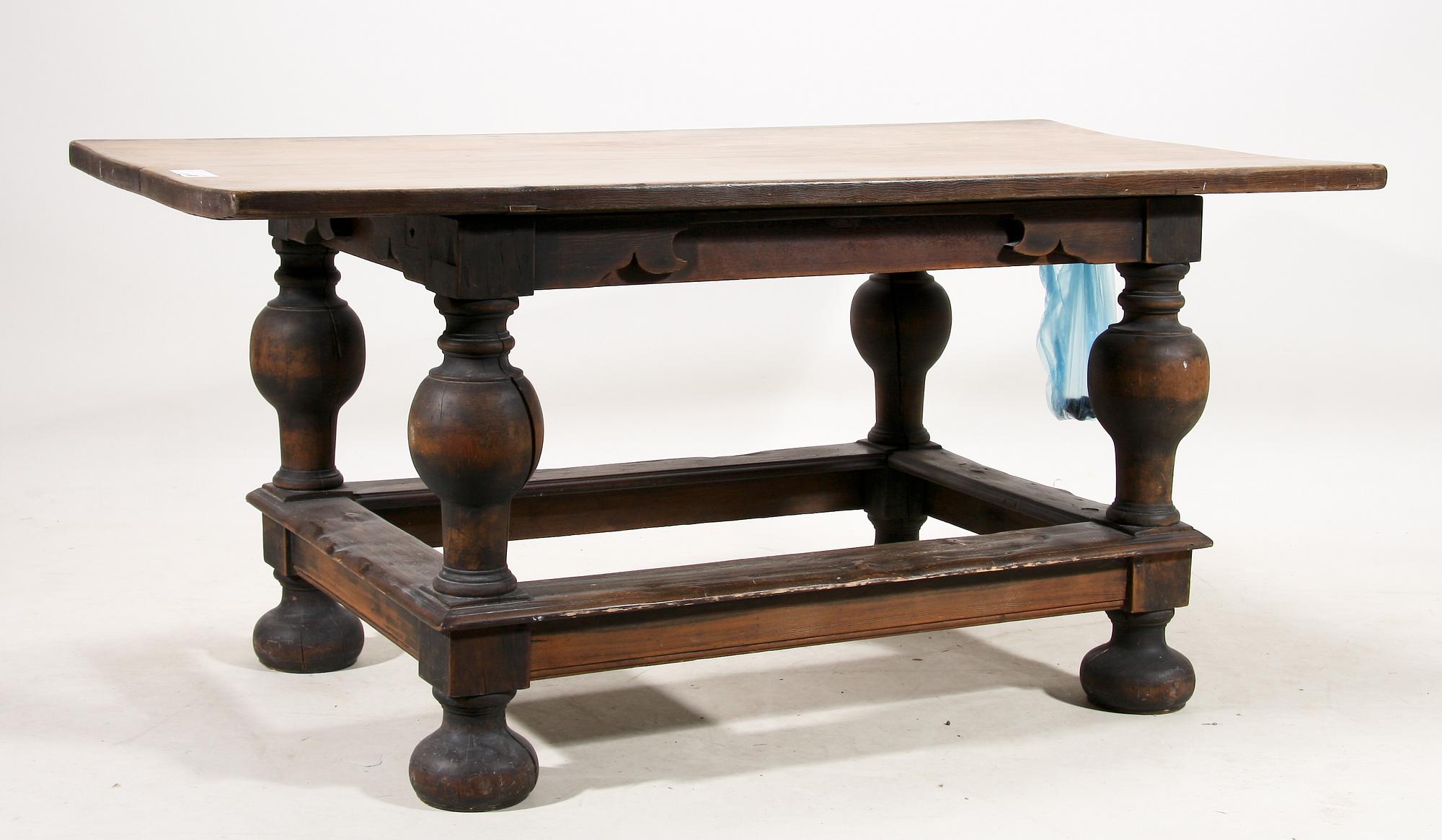 BORD, barock, delvis 1700-tal.