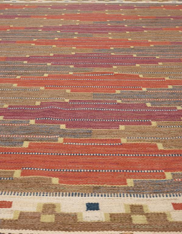 Märta Måås-Fjetterström, CARPET. "Bruna heden". Flat weave. 351 x 250,5 cm. Signed AB MMF.