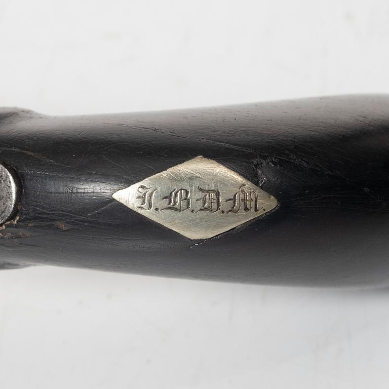 Slaglåspistoler ett par belgiska, i senare schatull, 1800-tal.