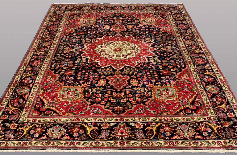 MATTA, Täbriz, ca 290 x 212 cm.