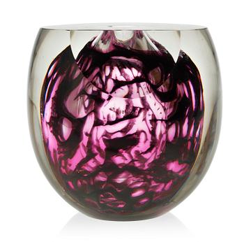 764. An Ulrica Hydman-Vallien "Kabale" glass vase, Kosta Boda Åfors 1987.