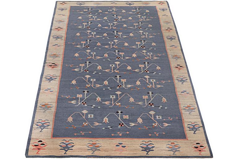 A Bessarabian Kilim carpet, c. 341 x 164 cm.