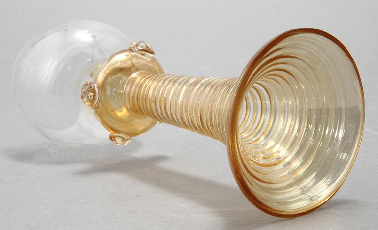 REMMARE, 8 st, glas, 1900-talets andra hälft.