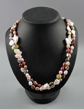 COLLIER, sötvattenspärlor.
