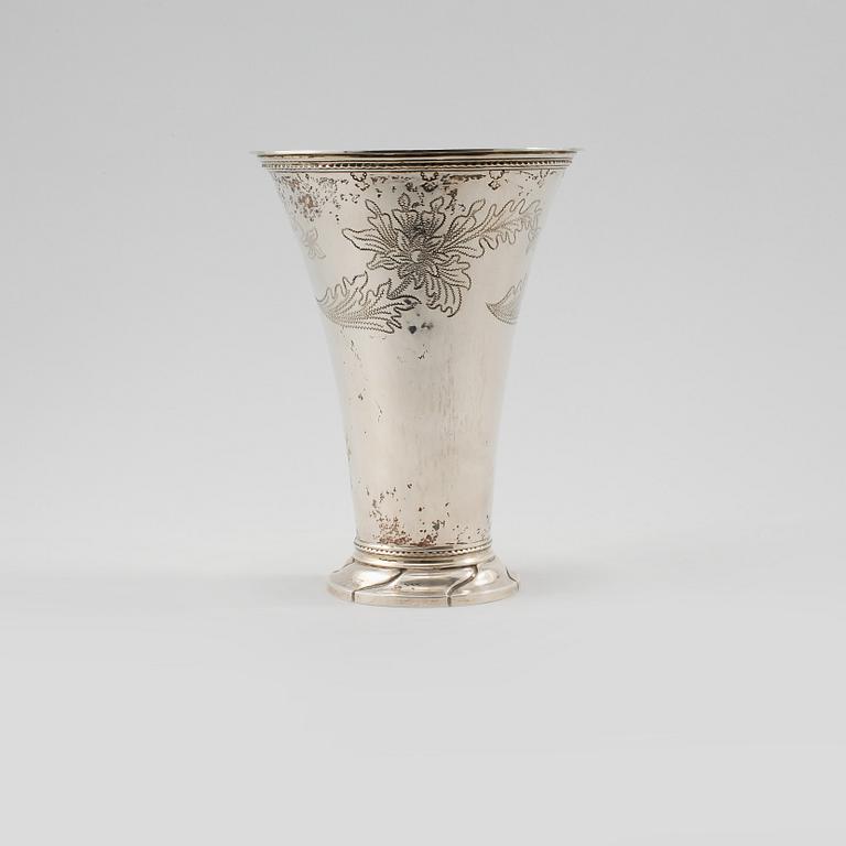 BÄGARE, silver, K Andersson, Stockholm, 1930. Vikt 490 gram.