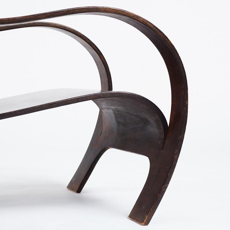 Gerald Summers, an easy chair, probably executed on license in Sweden for Makers of Simple Furniture, 1930-40's.