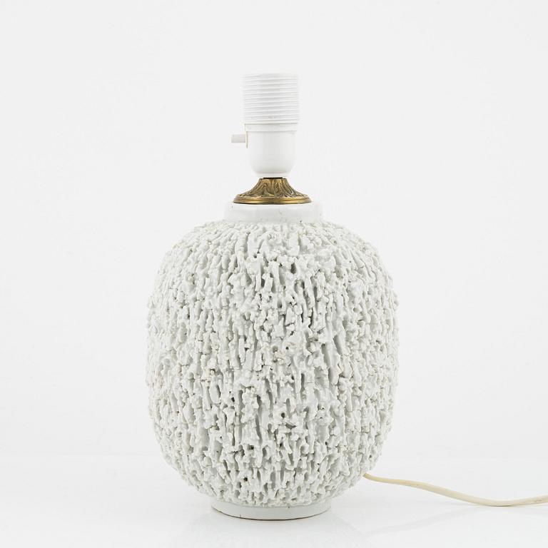 Gunnar Nylund, a stoneware chamotte table lamp, Rörstrand.