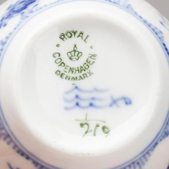 SERVISDELAR, 45 delar, porslin, "Musselmalet", Royal Copenhagen, 1950- /60-tal.