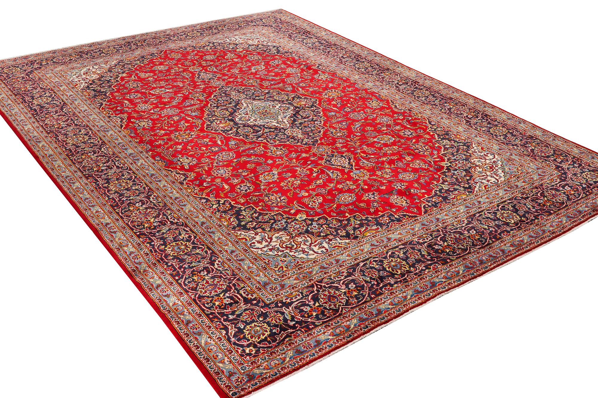A Keshan carpet, c. 397 x 295 cm.