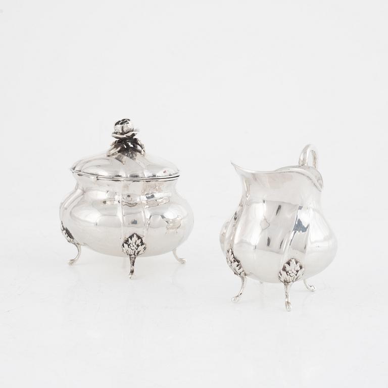 Gräddkanna och sockerskål, silver, nyrokoko, 18/1900-tal.