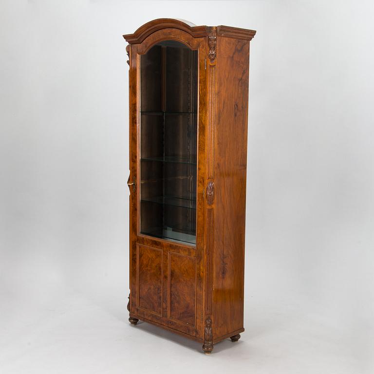 A late 19th century glass vitrine.