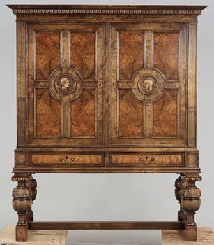 SKÅP, barockstil, 1920/30-tal.