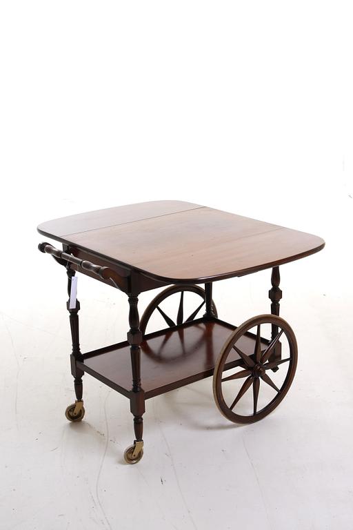 SERVERINGSVAGN, 1940-tal.